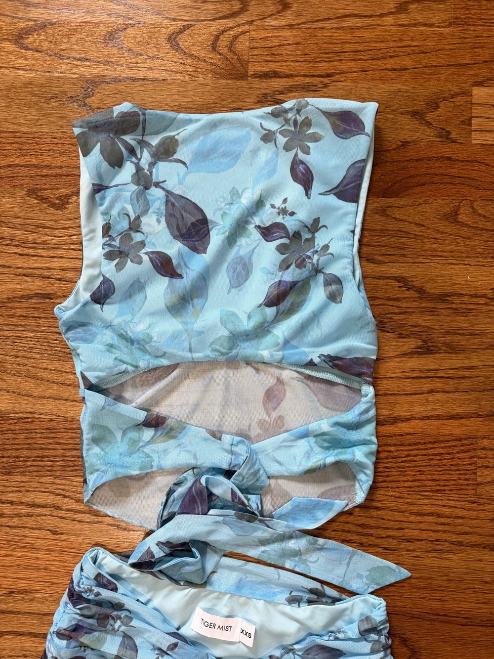 Matching set - Picture 4 of 4